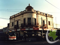 Antiguo Bar El Sol, sobre esquina de Maipu y Vergara en Banfield Este.