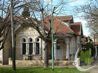 Casa ubicada en calle Acevedo esquina Darragueira en Banfield Oeste