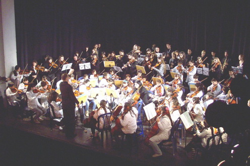 Orquesta Infantil en el Teatro Maipú de Banfield, año 2010