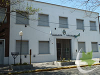 Escuela Normal N° 15 "Dardo Rocha", sobre esquina Alvear y Vieytes en Banfield Oeste