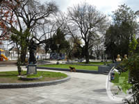 Plaza de los Campeones en Banfield Este