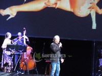 Joan Manuel Serrat en el estadio de Banfield CAB - Serrat en Lomas de Zamora - www.banfield-web.com