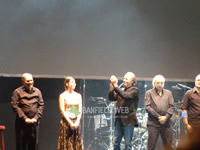 Joan Manuel Serrat en el estadio de Banfield CAB - Serrat en Lomas de Zamora - www.banfield-web.com